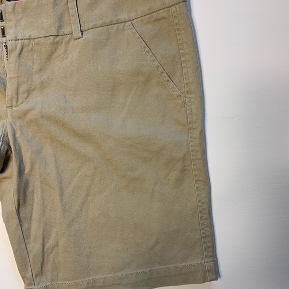 American Eagle shorts size 8 - Picture 5 of 5